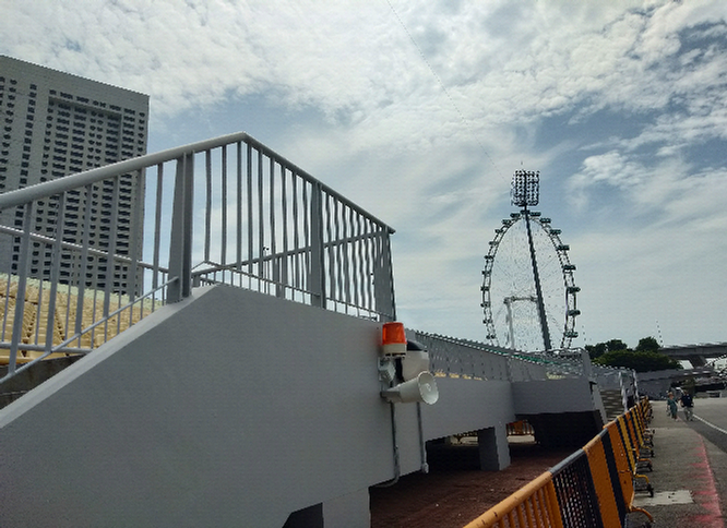 Lightning Warning System - The Float at Marina Bay Singapore